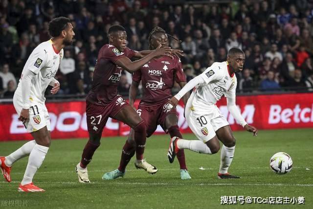 U23国足教练离任后，于大宝或将加盟津门虎助力球队